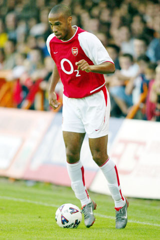 NG体育官方入口阿森纳不断突破！，哈登连续五场比赛得分超过夺冠赢得满堂喝彩的简单介绍