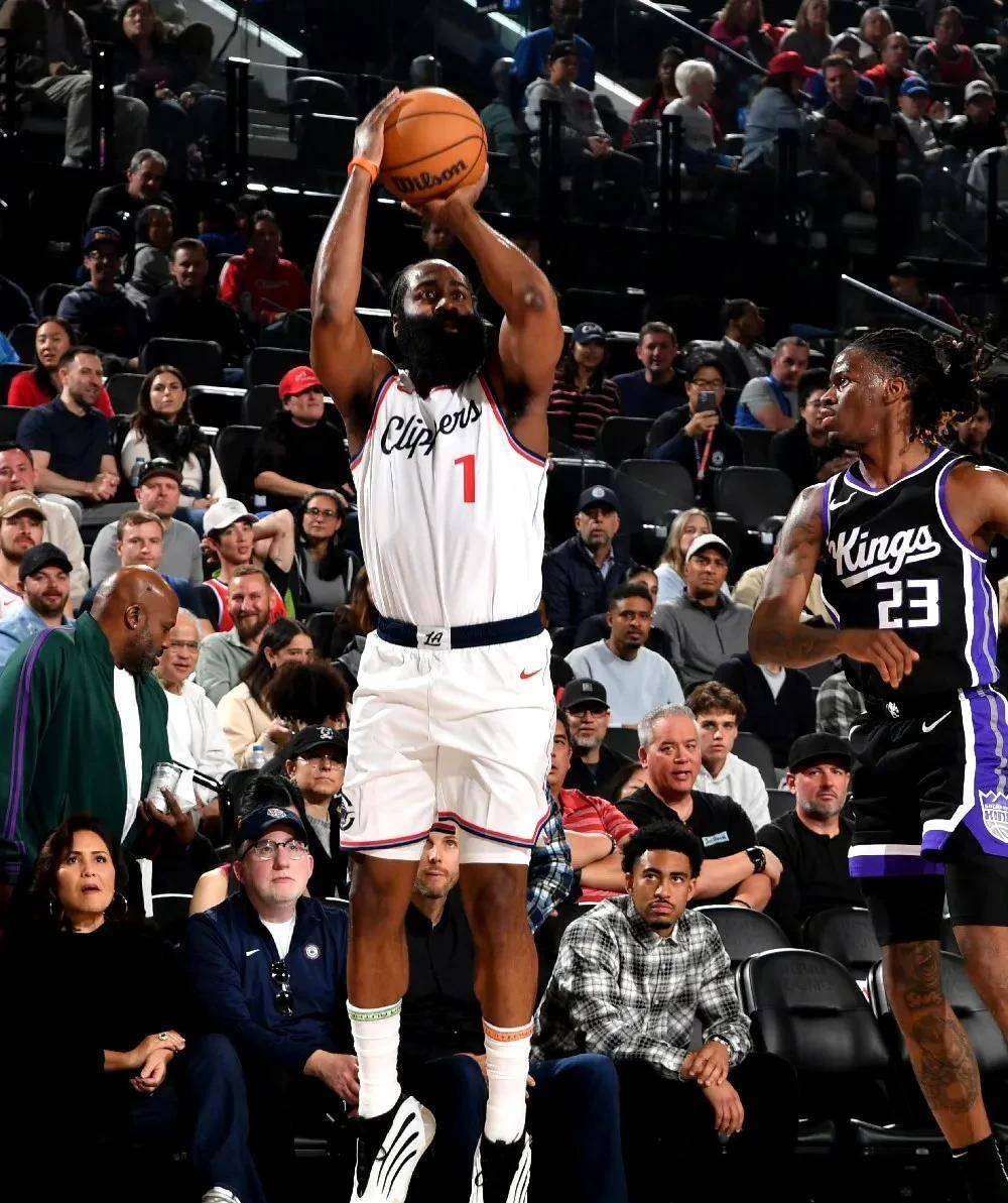 NG体育认证平台关于哈登关键节点赛况扑朔迷离，日本队带队取胜！的信息